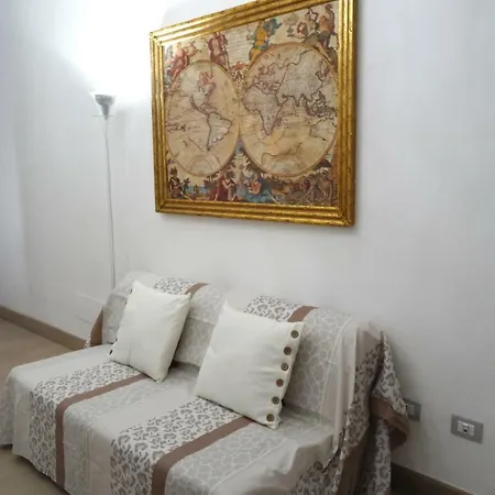 White-suite Di Charme Nel Centro Storico. Cagliari