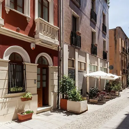 Holiday home White-suite Di Charme Nel Centro Storico. Cagliari